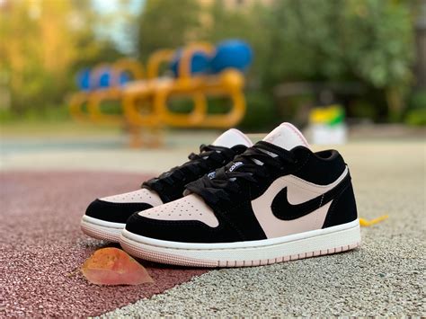 nike air jordan low women